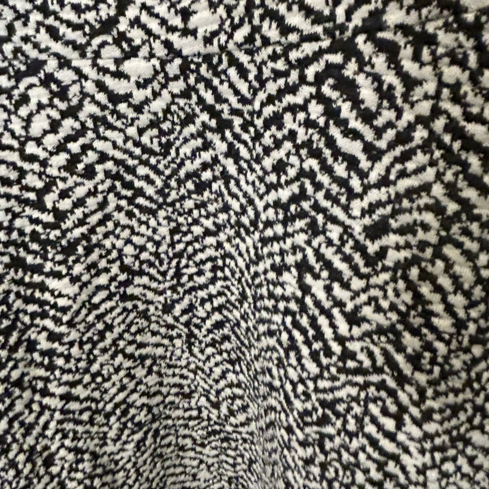 Lands’ End Black & White Jacquard Print Short Sleeve Dress - Picture 6 of 8